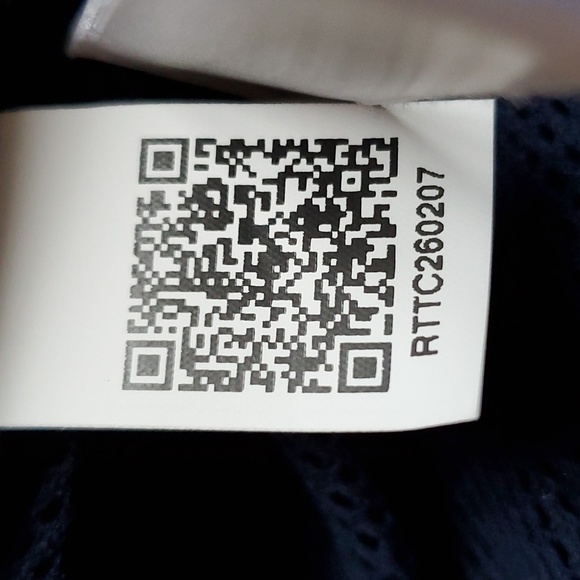 Tommy Filfiger Women's Jacket with hood - Picture 9 of 9